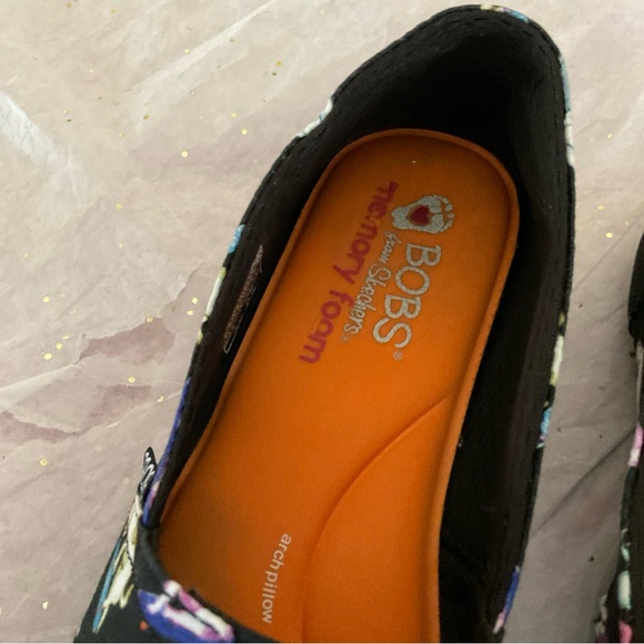 Skechers Bobs “Wag Town” Dogs on skateboards shoes Size 8.5 - Picture 6 of 12